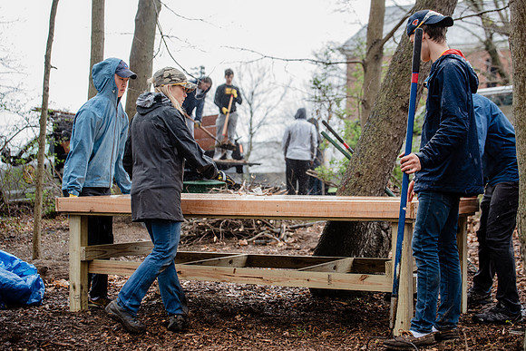commserv18_outdoorclass_hp_1225