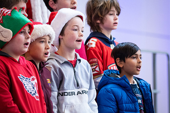 holidayassembly19_wkl_3623