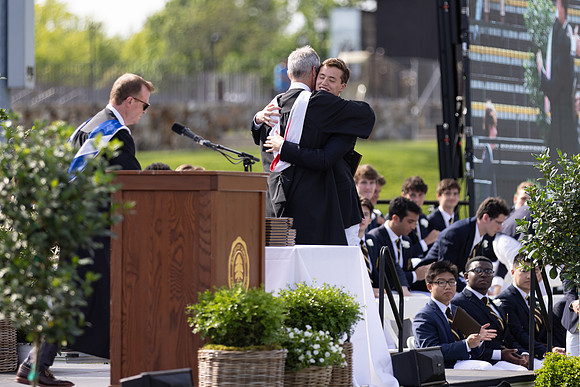 graduation22_diplomas_gh_0683
