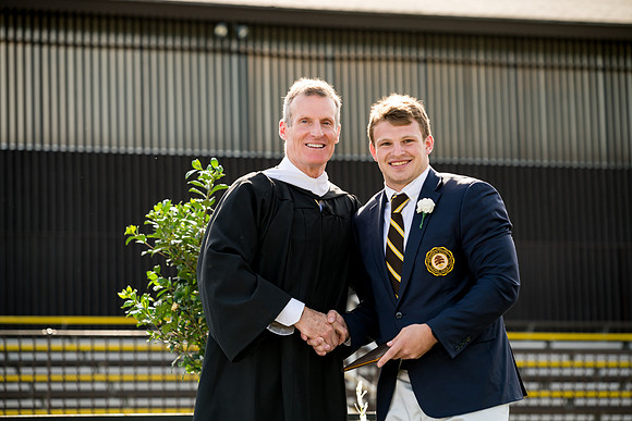 graduation22_diplomas_ah_0226