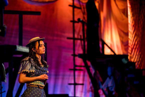 hmspinafore_springmusical25_sat1_us_ah_0141