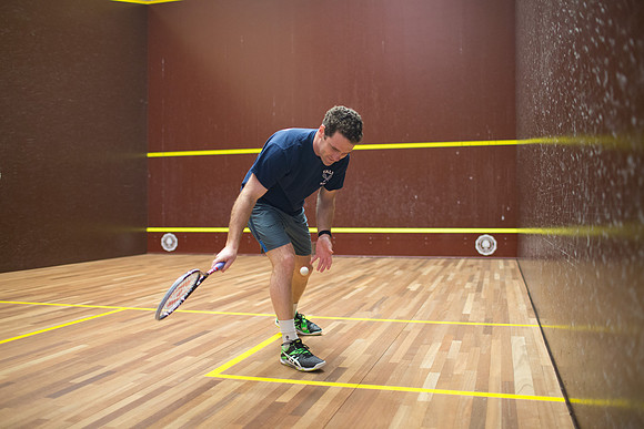 alumni_squashrow19_mkras_0522