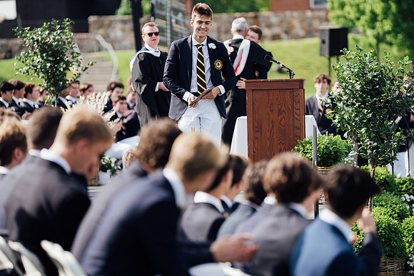 graduation22_diplomas_jk_7677