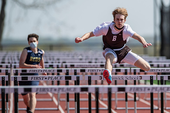 trackfield_2021-04-24_dburns_1864