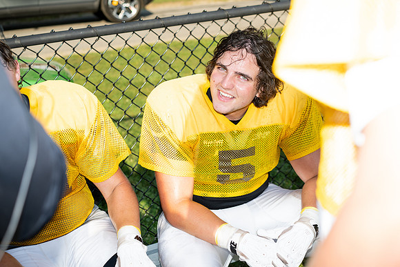 football_scrimmge_2024-09-04_jk_9610