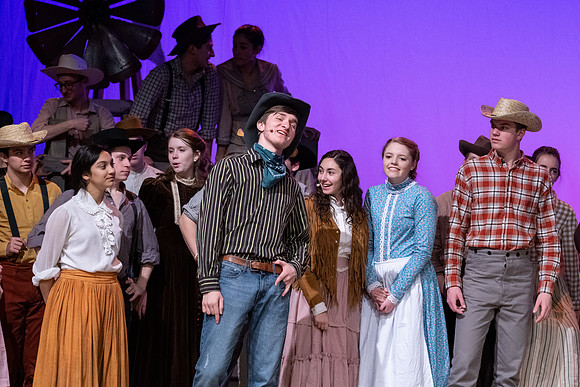 oklahoma_wintermusical_us_dburns_1343