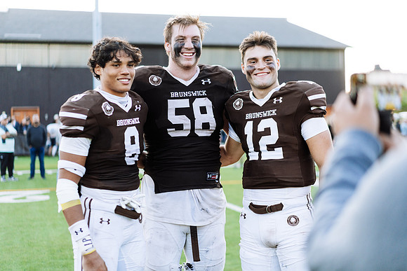 hc24_football_jk_7084
