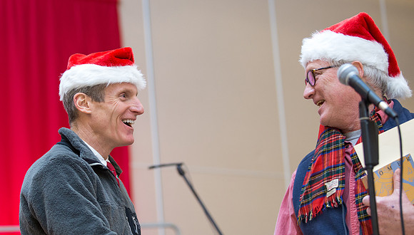 holidayassembly_all_jfess_3229