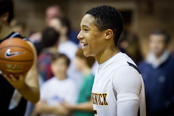 bball_stlukes_2013-01-11_7678