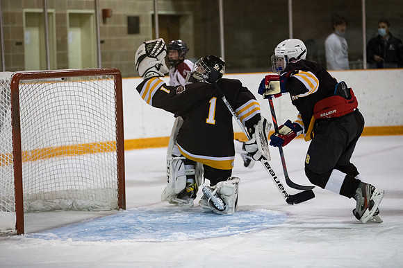 hockey_jv_2022-02-09_gh_0006