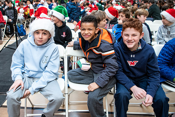 holidayassembly19_wkl_1385