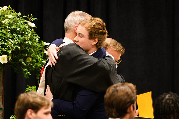 graduation25_diploma_wkl1_4574