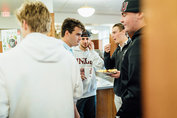 hc17_fballbfast_jk_5959