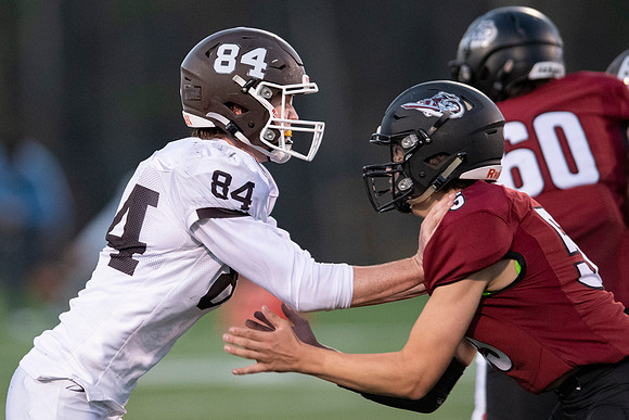 football_jv_2021-11-08_dburns_0690