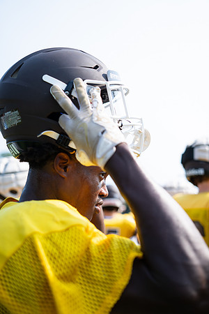 football_scrimmge_2024-09-04_jk_9131