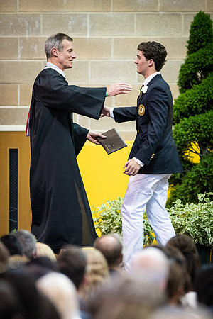 graduation19_wkl1_9947