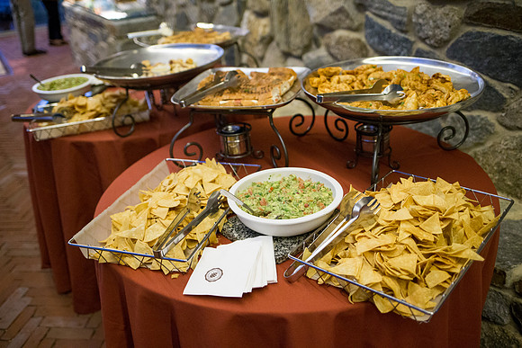 alum_associationparty14_mg_3563