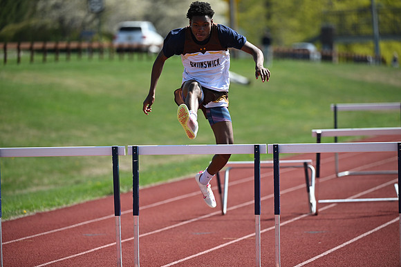 trackfield_2025-04-23_cp_2462