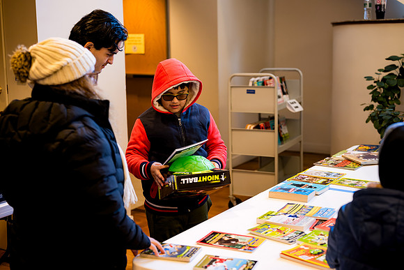 alumni_adc_toydrive24_horizons_ah_0052