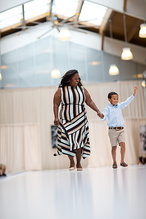 fashionshow19_runway_mk_0180