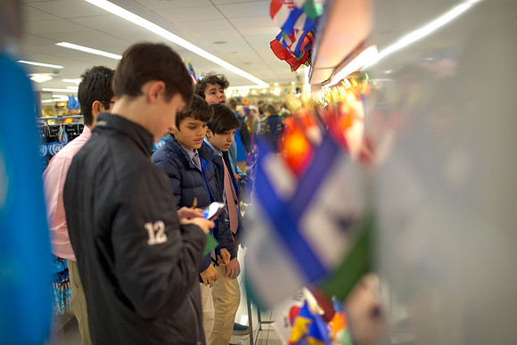 unhq_gr7_mkras_0123