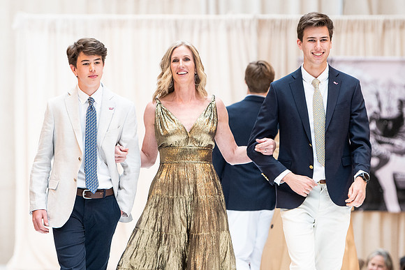 fashionshow19_runway_wkl_0561