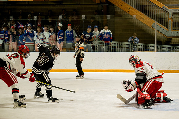 hockey_2025-02-21_ah_0098