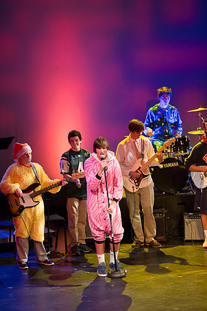 artsassembly_us_jfess_4100