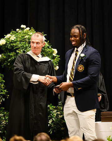 graduation25_diploma_wkl1_5318
