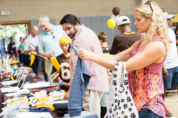 homecoming14_bearfair_jk_3679