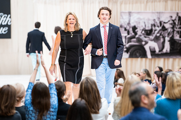 fashionshow19_runway_wkl_1003