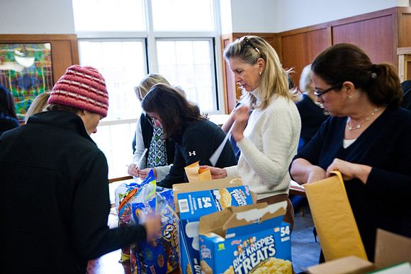 alum_carepackages_mkras_0016