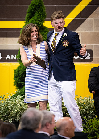 graduation19_wkl1_9570
