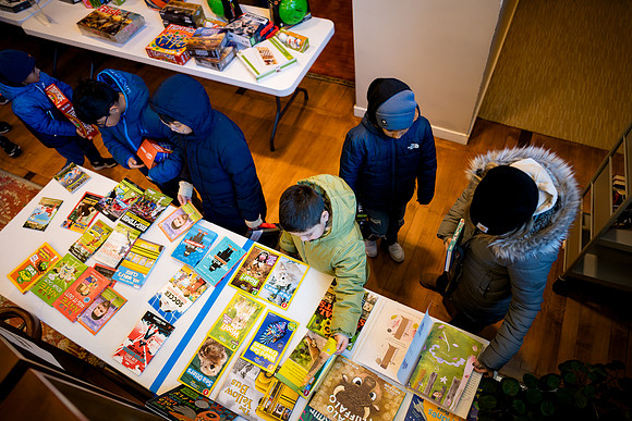 alumni_adc_toydrive24_horizons_ah_0041