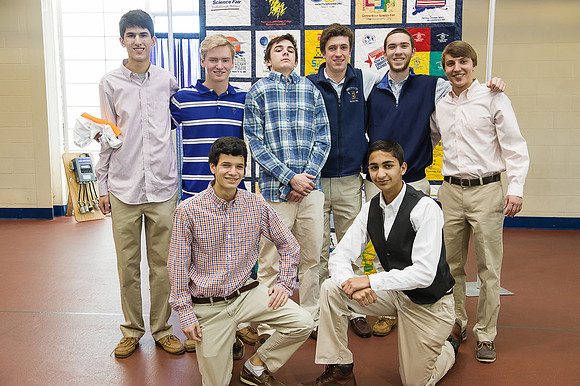 sciencefair14qu_hl_8779