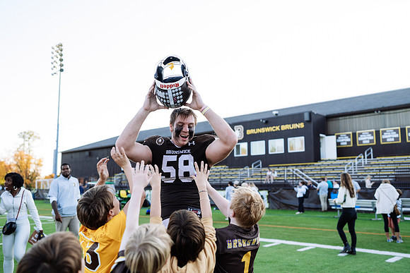 hc24_football_jk_7044