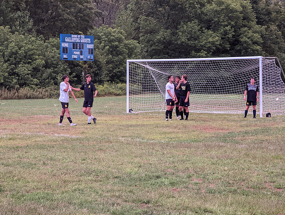 randolphvt2223_tripsoccerpre_submitted_ddych_233703467