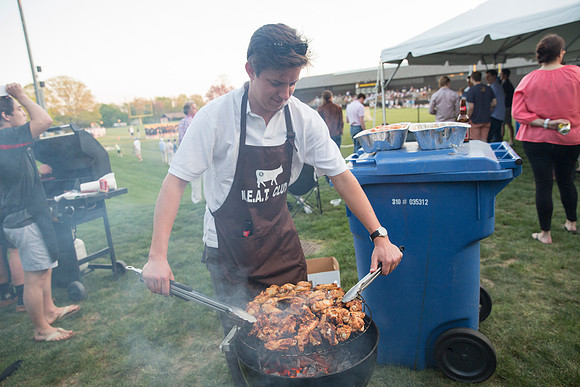 alumni_tentparty15_mgraae_9969