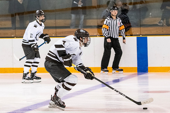 hockey_2018-12-08_dburns_2814