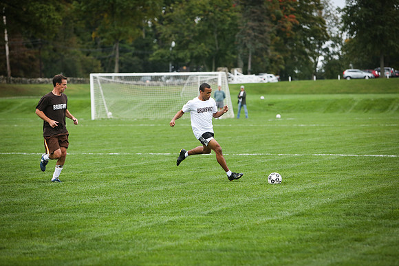 alumni_soccer_3485
