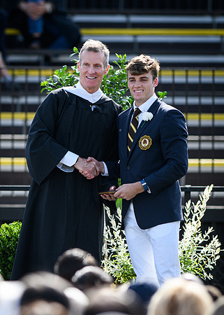 graduation22_diplomas_wkl_0330