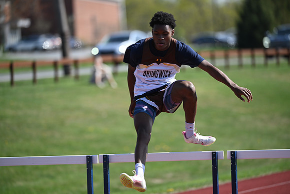 trackfield_2025-04-23_cp_3272