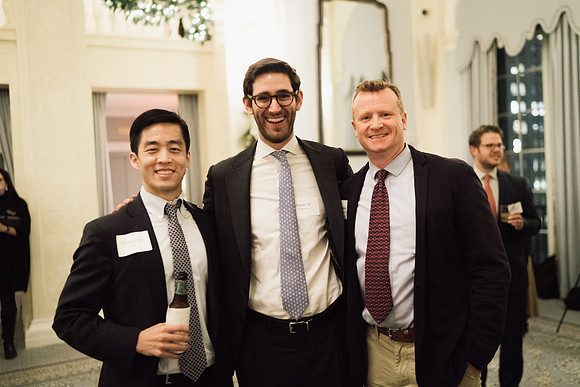 alumni_holidayparty19_jk_2580