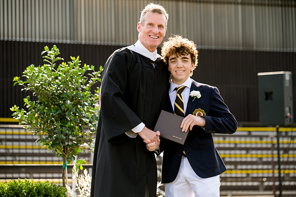 graduation22_diplomas_ah_0269