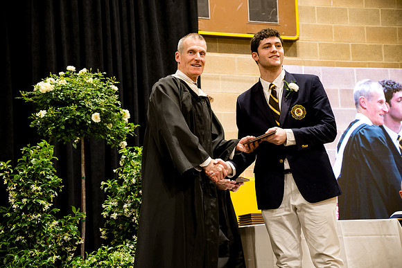 graduation25_diploma_ah_0895