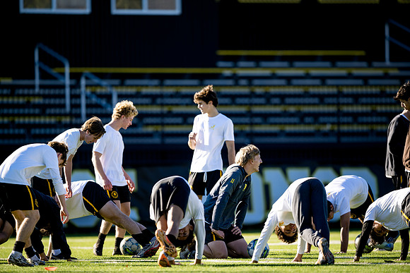 soccer_2024-11-09_ah_0001