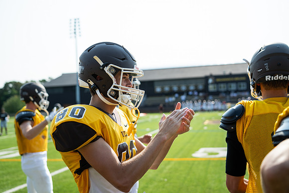 football_scrimmge_2024-09-04_jk_9267