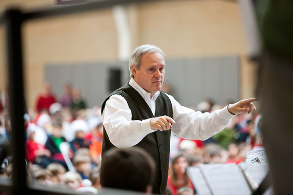 holidayassembly_all_mkras_9592