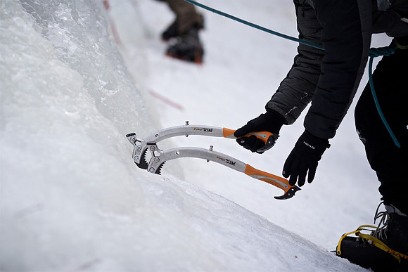 campdudley16_iceclimbing_bd_6255