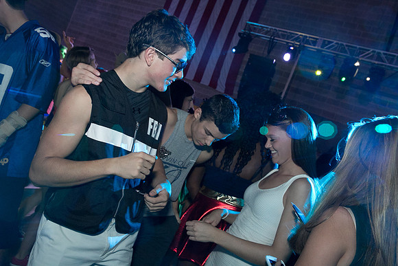 hc17_dance_us_ss_1428